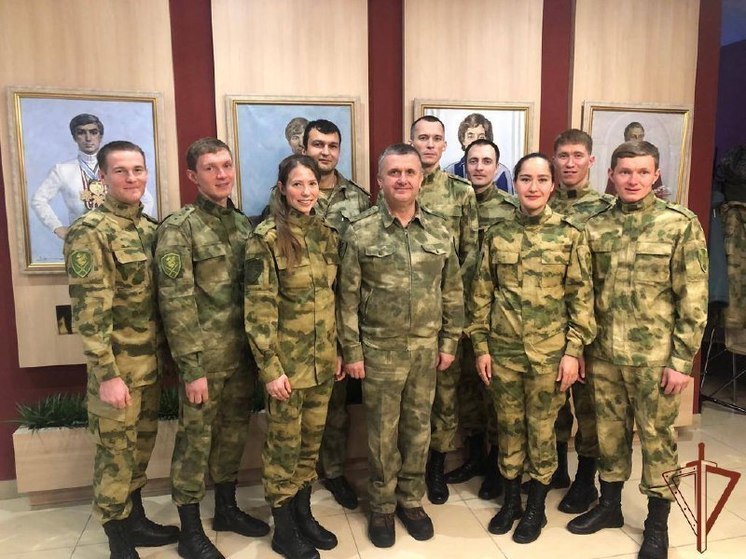 Росгвардейцы Северного Кавказа стали призерами чемпионата по служебному двоеборью