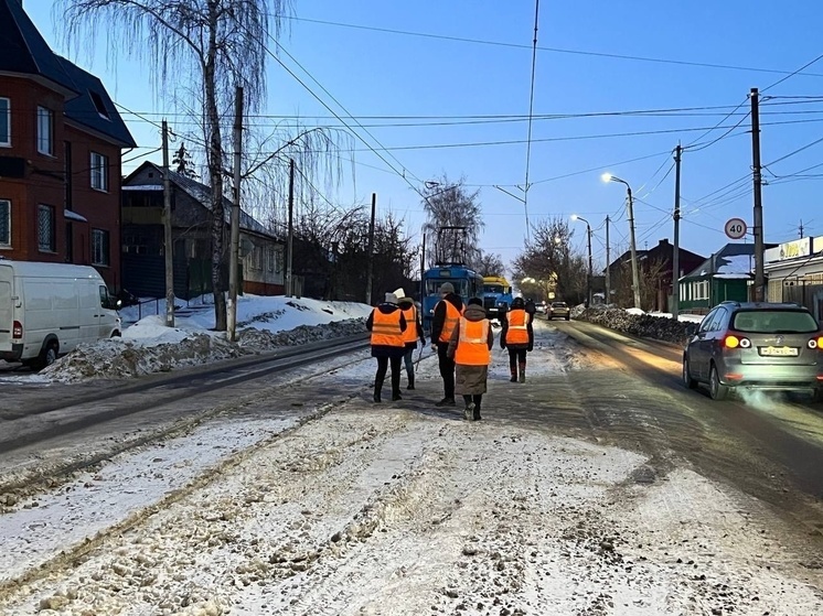 В Курске планируют закончить расчистку трамвайных путей к 23 января