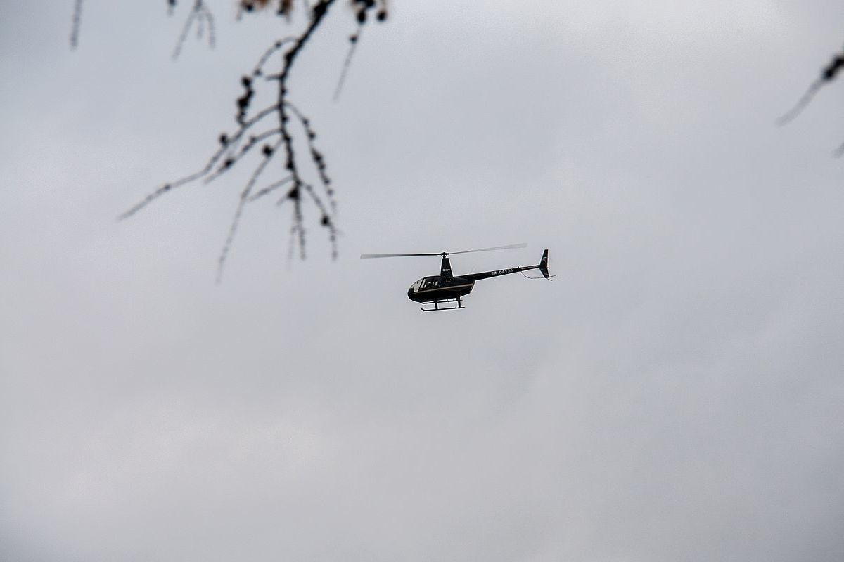 Вертолеты над озером. Угнал вертолет на Украину из России. Угнал вертолет на Украину.