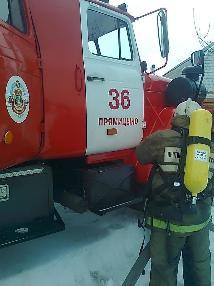 Под Курском огонь повредил кабину в грузовом автомобиле «Вольво»