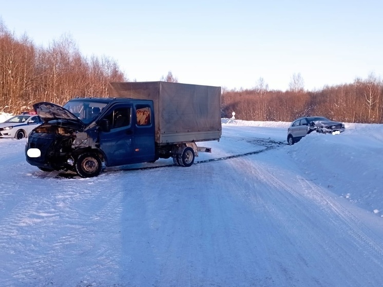 Женщина получила травмы в аварии с грузовиком в Карелии
