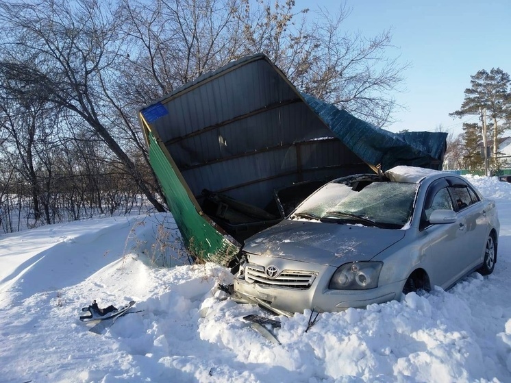 Женщина попала в больницу после аварии с пьяным водителем в Омской области