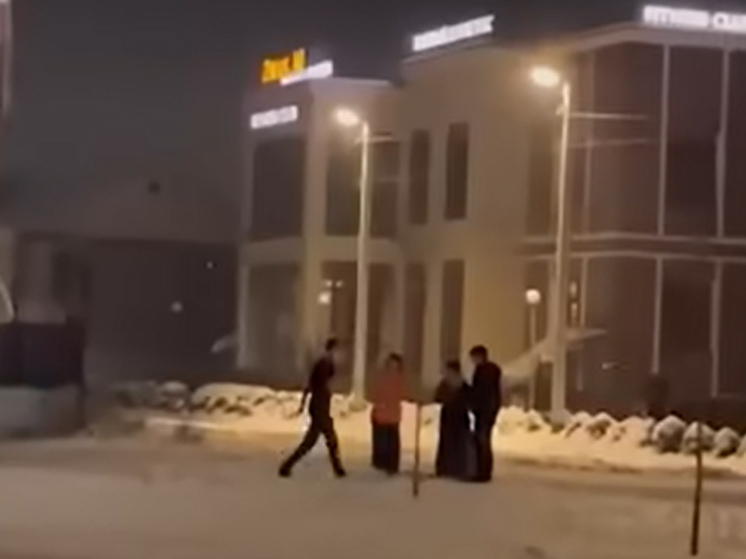 В  Алматы люди покидали свои дома в поисках убежища на улице