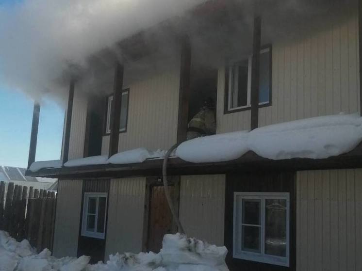 В Прибайкальском районе Бурятии горел гостевой дом