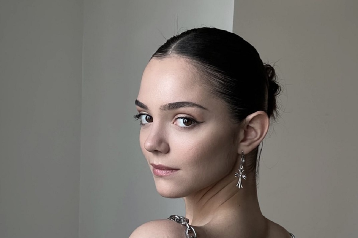 Фигуристка поделилась пляжными фото