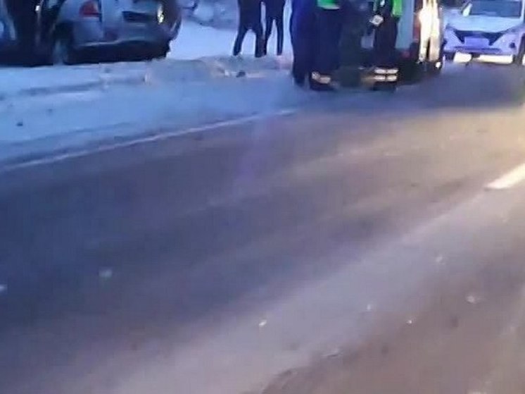 На въезде в Курск в ДТП с КАМАЗом пострадали две девочки