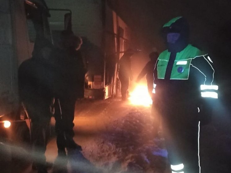Рязанские полицейские оказали помощь водителям и пассажирам сломавшегося автобуса