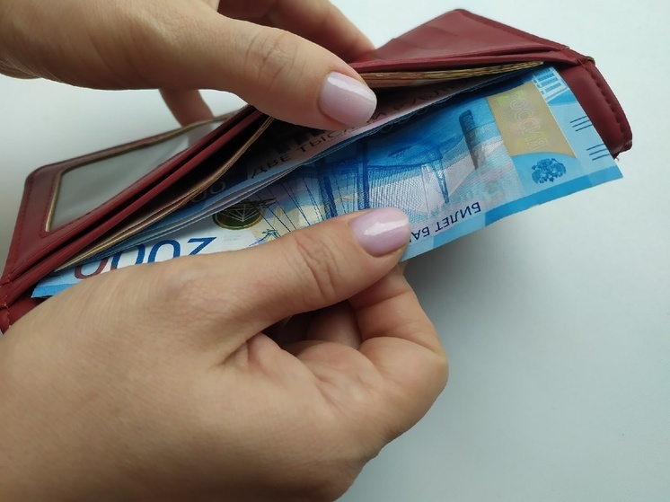 Средняя зарплата в Вологодской области составляет 43,5 тысячи рублей