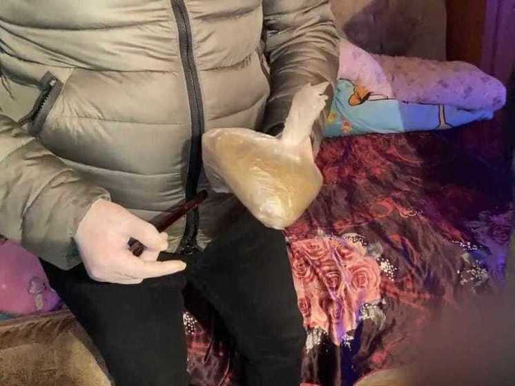 Полиция подозревает жителя Славянского района в изготовлении наркотиков