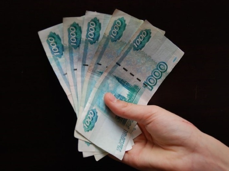 Волгоградец украл у своего работодателя 560 тысяч рублей и 2 телефона