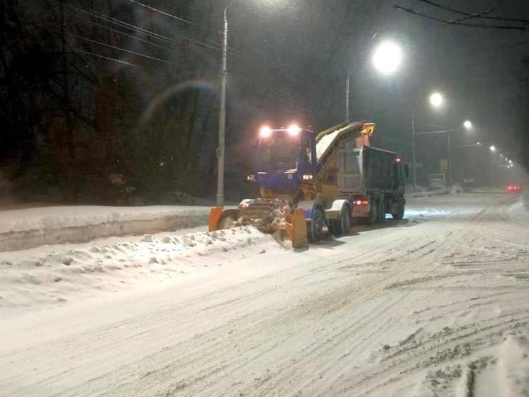 Ночью 24 января в Рязани будут вывозить снег с 7 участков дорог