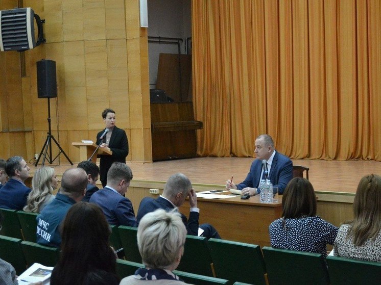 Развитие медицины обсудили в администрации Серпухова