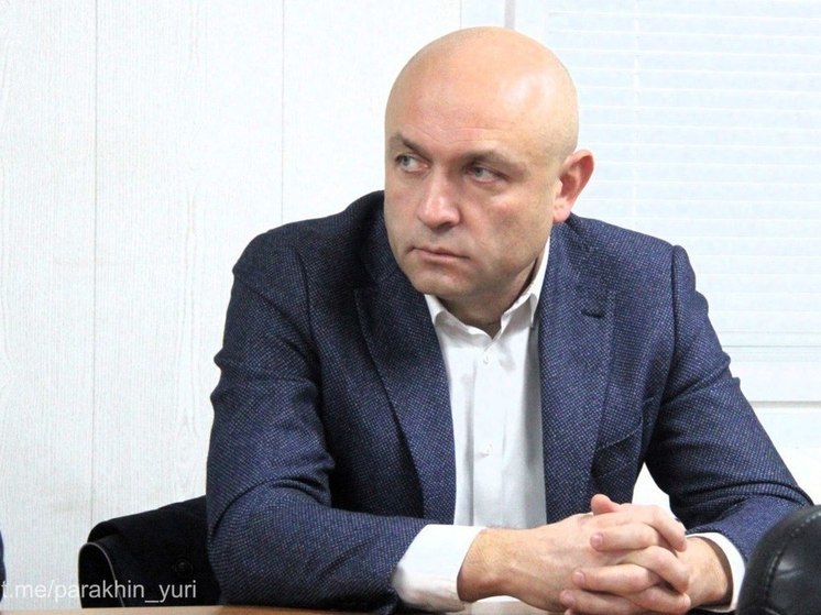 В Орле при атаке беспилотников разбились окна в нескольких многоэтажках