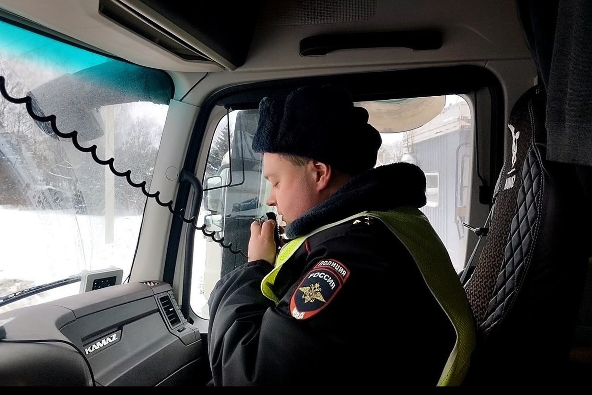 После снегопадов: костромское управление ГИБДД напоминает водителям об осторожности