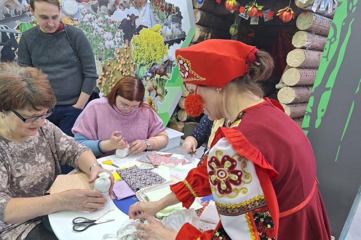 октябрьские мастер-классы в библиотеке. мк для детей творческие. медицинский мастер класс для детей 3-7. творческие мастер классы для детей. мастер классы для всей семьи.