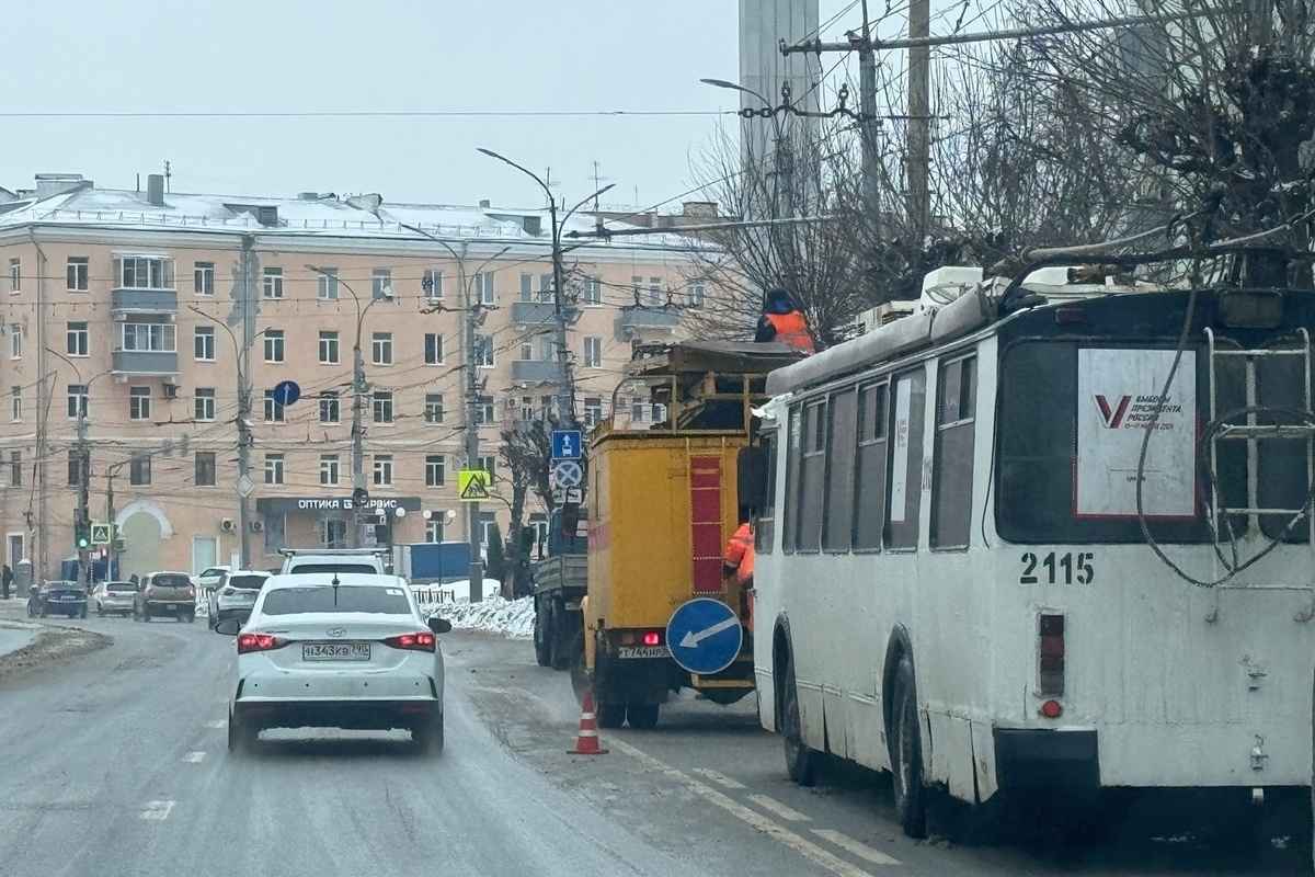 Троллейбус обрыв проводов