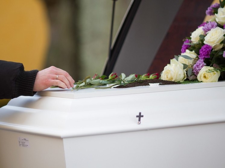 Муниципальное предприятие ХМАО запланировало купить элитные гробы за 500 тысяч