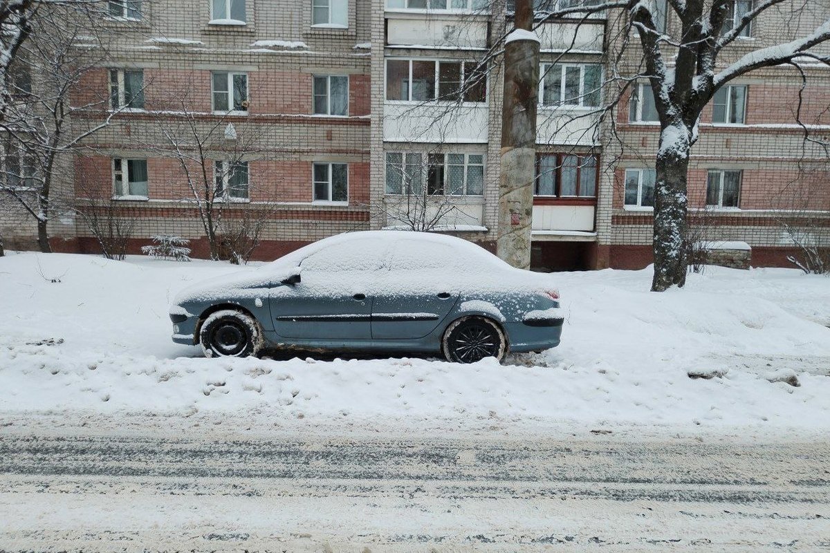 В Костроме проводятся рейды по выявлению мешающих уборке машин