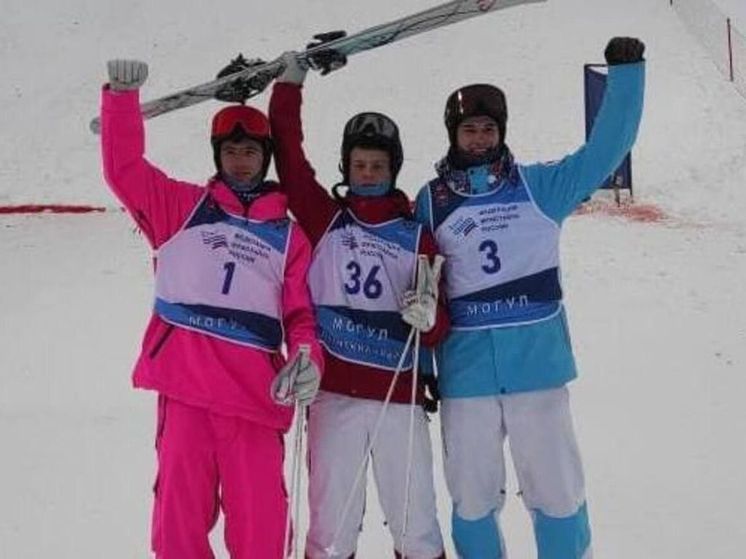 Спортсмен из Подмосковья выиграл две медали Кубка страны по фристайлу