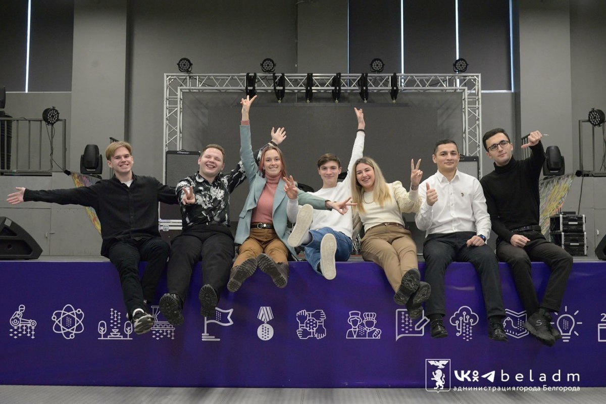 Литературная студия. Происшествия и аварии белгородская область. Младость литературное объединение белгород. 12 человек белгород. Протесты в белгороде.