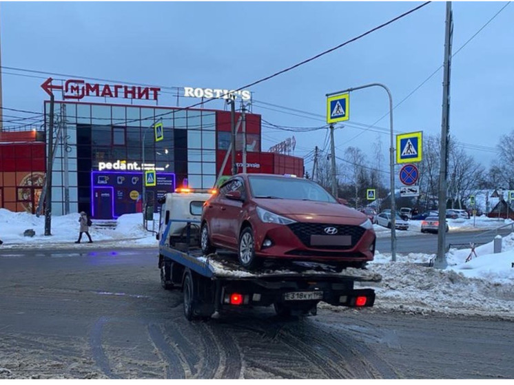Четырех таксистов-нарушителей поймали в Мурино
