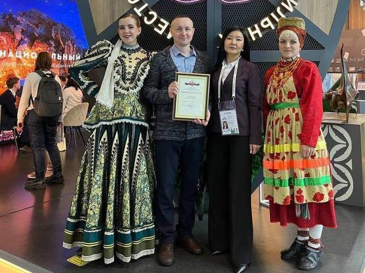 Сотрудника авиационного ремонтного завода из Читы наградили в Москве