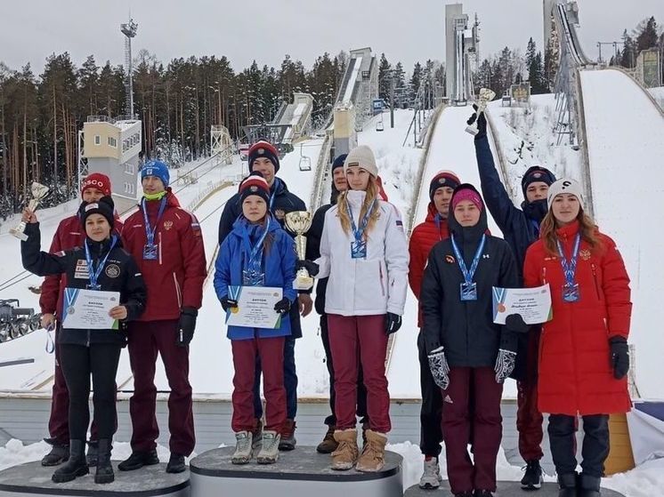Кировчане взяли бронзу на Кубке России по прыжкам на лыжах с трамплина