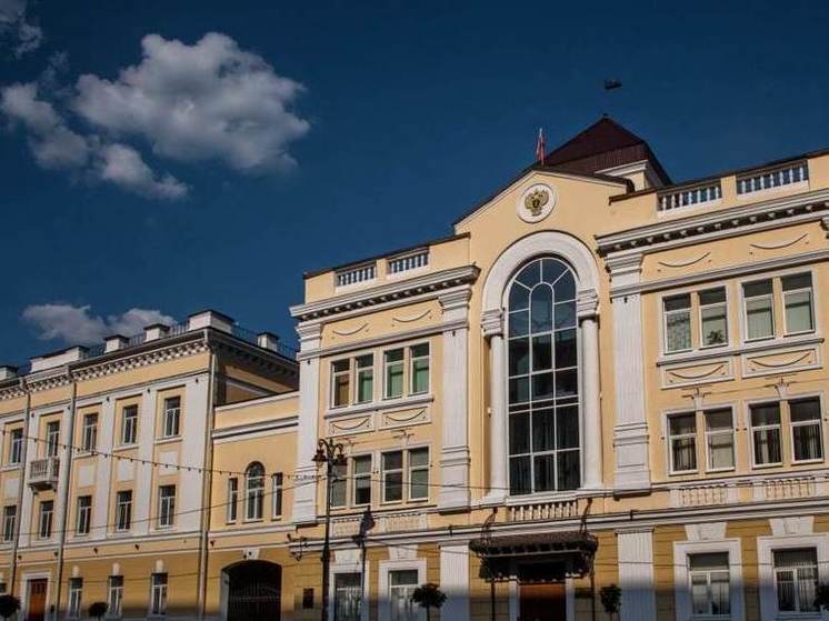 Курянина обвинили в оскорблении нецензурными словами полицейского в соцсетях