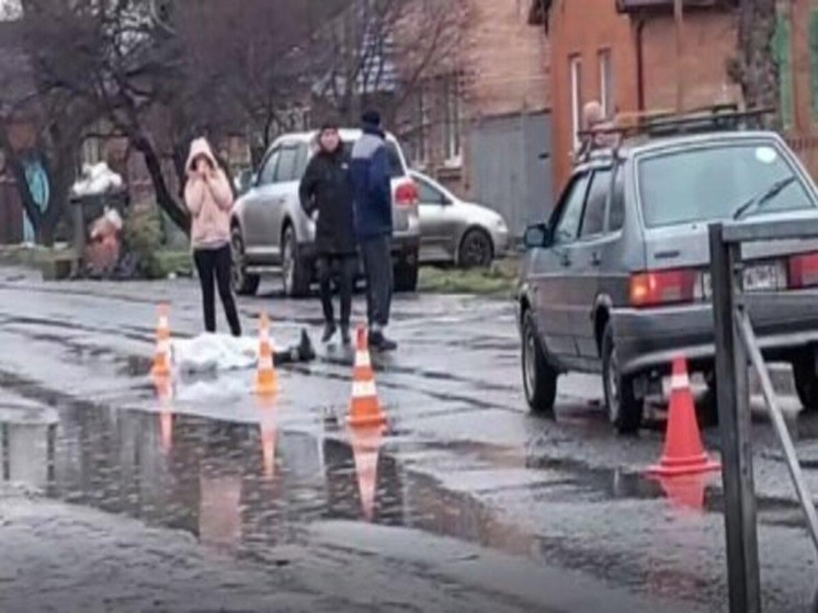 В Батайске ребенок погиб под колесами легковушки