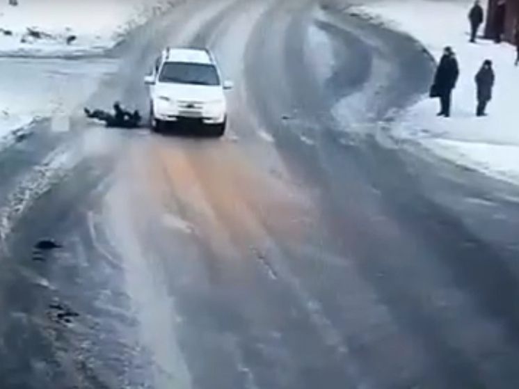 В Архангельске на «зебре» сбили школьницу