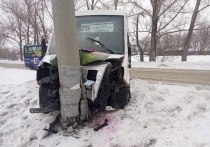 В Омске произошло ДТП с пассажирским автобусом № 25, пострадал один взрослый и двое детей
Авария с пассажирским автобусом "Луидор", следовавшим по маршруту № 25, произошла 26 января около 10:35