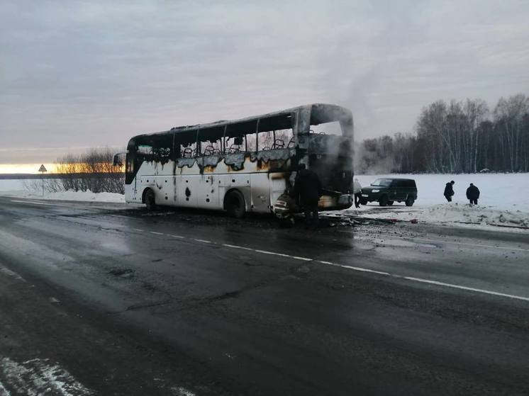 Прокуратура проверит владельца сгоревшего рейсового автобуса под Новосибирском