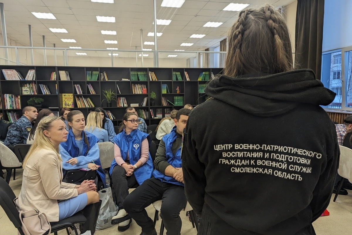 Вызов скорой помощи с сотового телефона. Телефонные номера беларуси. Звонок с городского телефона на мобильный. Код города смоленск телефонный. Код смоленска телефонный.