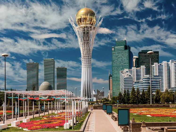 Астана не готова простить телеведущую за ее слова о железнодорожных станциях