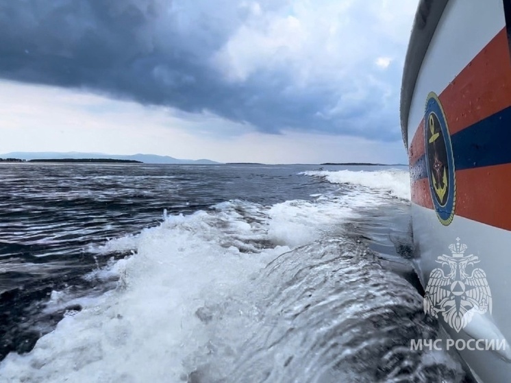 Маломерным судам вновь запретили выход в Баренцево море