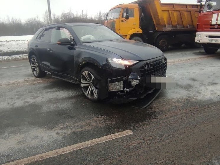 Две пожилые женщины пострадали в столкновении "ВАЗа" и Audi в Твери