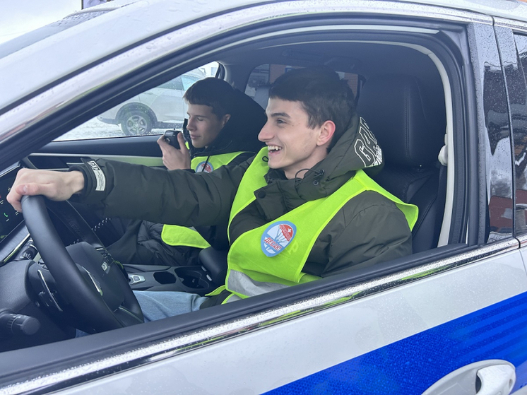 «Студенческий десант» высадился в Гагаринской Госавтоинспекции