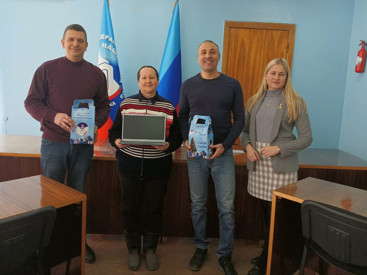 Юная жительница ЛНР получила подарок от итальянских активистов