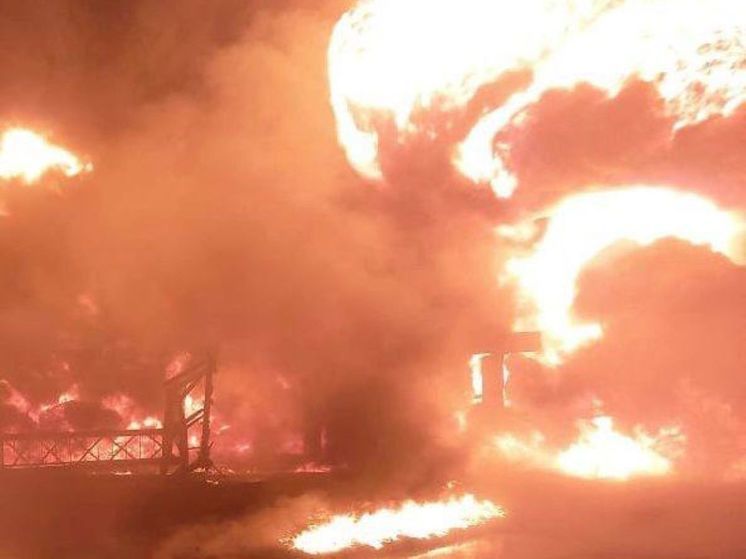 Глава ОВА Полтавы Пронин выложил фото последствий удара по заводу в Кременчуге