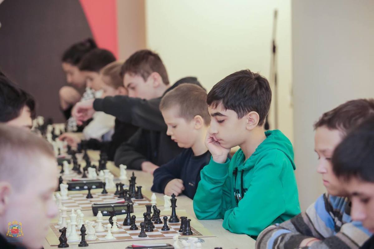 A chess blitz tournament was held in Vladikavkaz to mark the 80th anniversary of the lifting of the siege of Leningrad