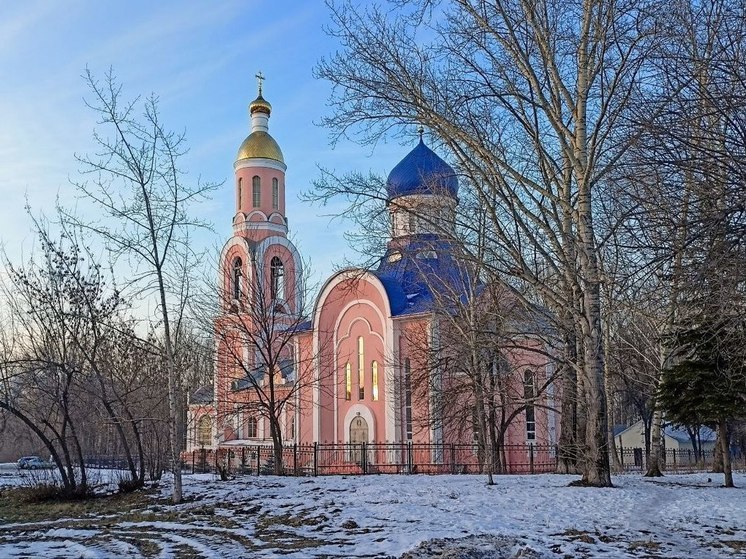 В Пензе священники посетили раненых бойцов на СВО