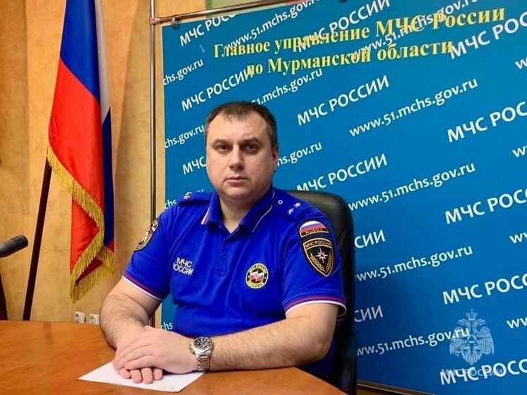 Вездеход с туристами перевернулся на бок на развилке Туманный – Териберка