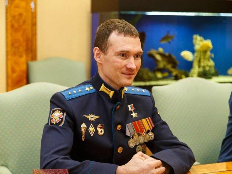 Выпускник Рязанского десантного училища Кочев получил звание Героя России