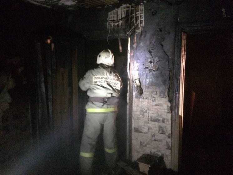 Из горящего дома в Воронежской области пожарные спасли 83-летнего пенсионера