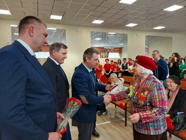 Кубанский парламентарий Игорь Брагарник поучаствовал   в мероприятии, посвященном 80-летию полного освобождения Ленинграда от фашистской блокады