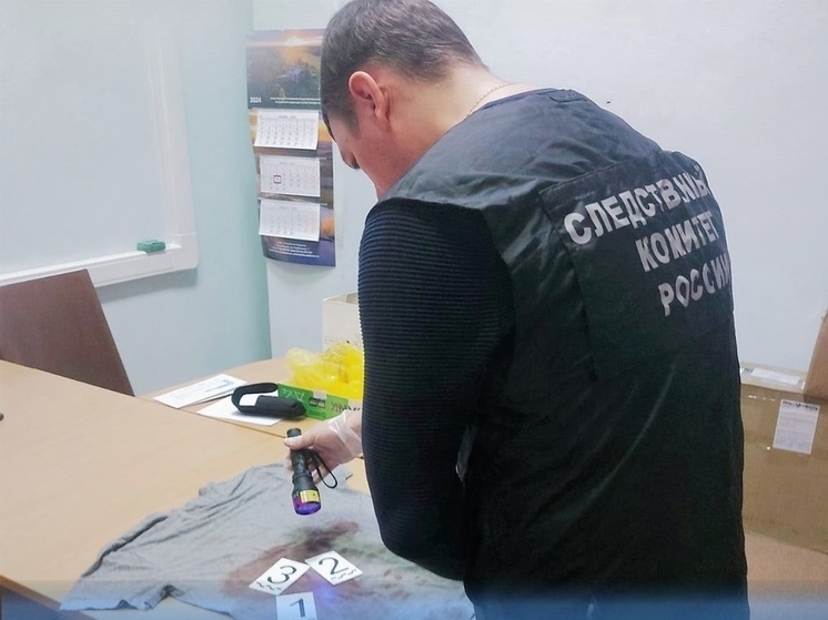 Пьяный житель Медвежьегорска трижды вонзил нож в своего приятеля