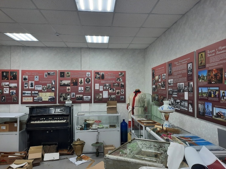 В новом музее Оленино продолжается монтаж экспозиции