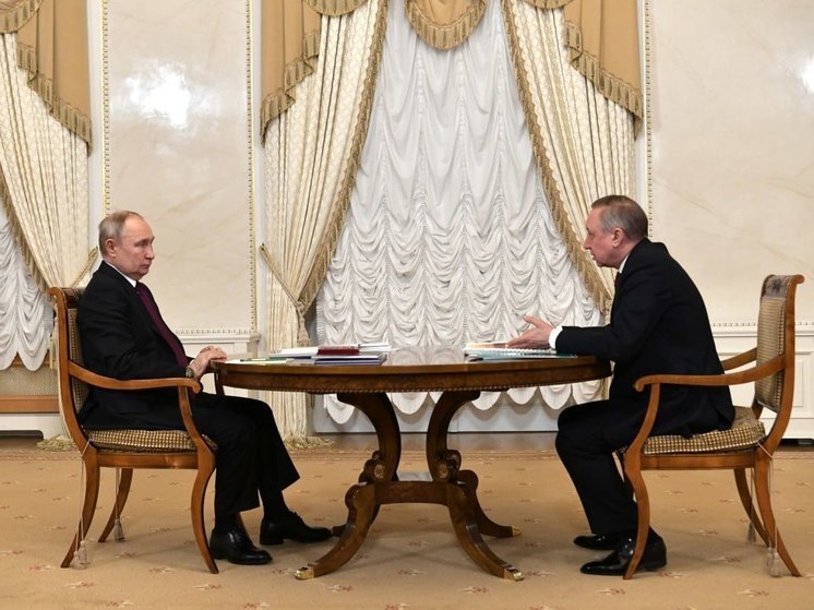 Путин провел рабочую встречу с губернатором Петербурга Бегловым