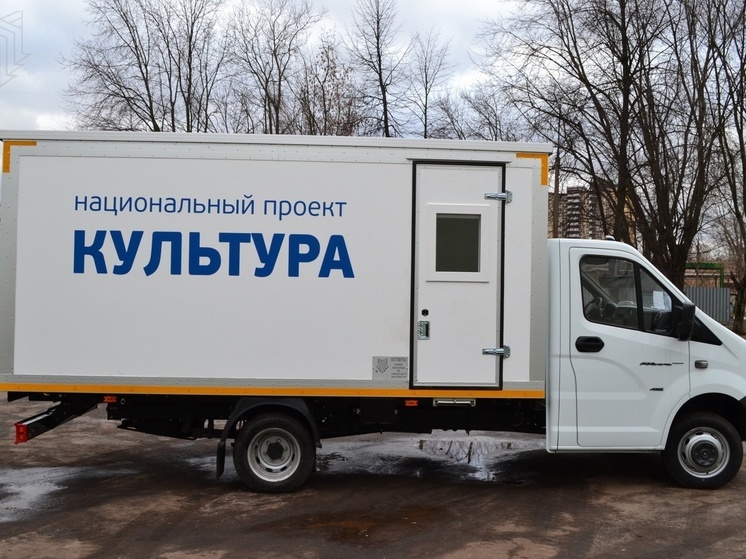 Запорожская область получила семь автоклубов для выступлений в поселках