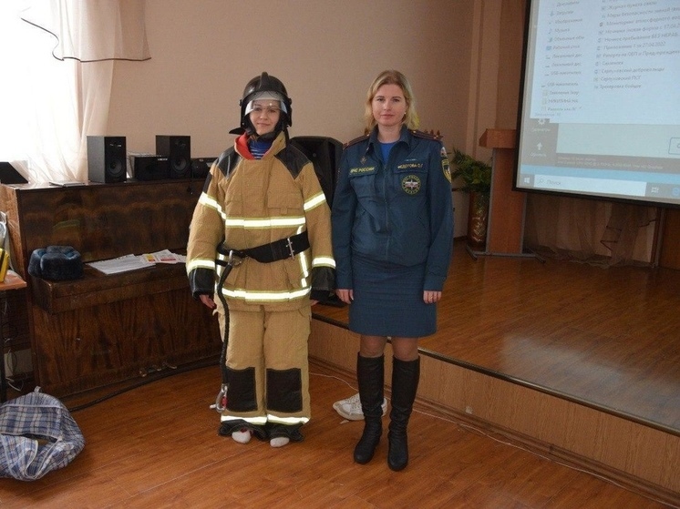 Студентов Серпухова ознакомили с основами безопасности жизнедеятельности